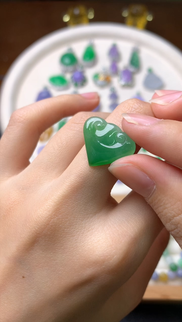 【闪购商品】定制翡翠未镶嵌裸石（镶嵌定制）