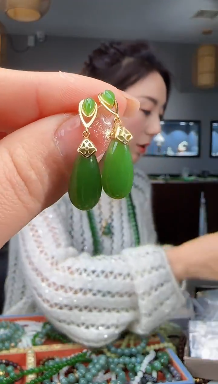 银S925镶嵌和田玉耳饰1