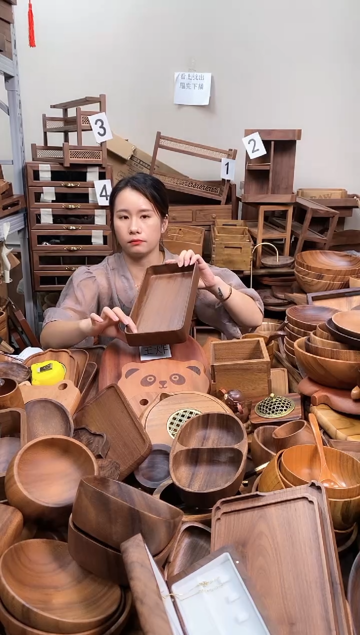    北美黑胡桃木长方砵30*15*4.5cm 