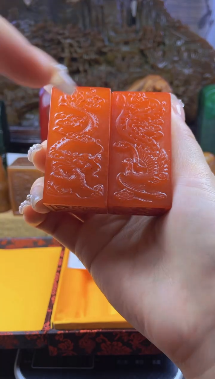 【闪购商品】寿山石印石红田小龙凤