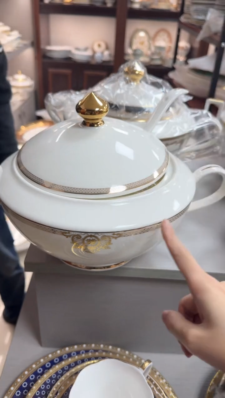 【闪购商品】瓷片品锅+汤勺 福利款 尾单