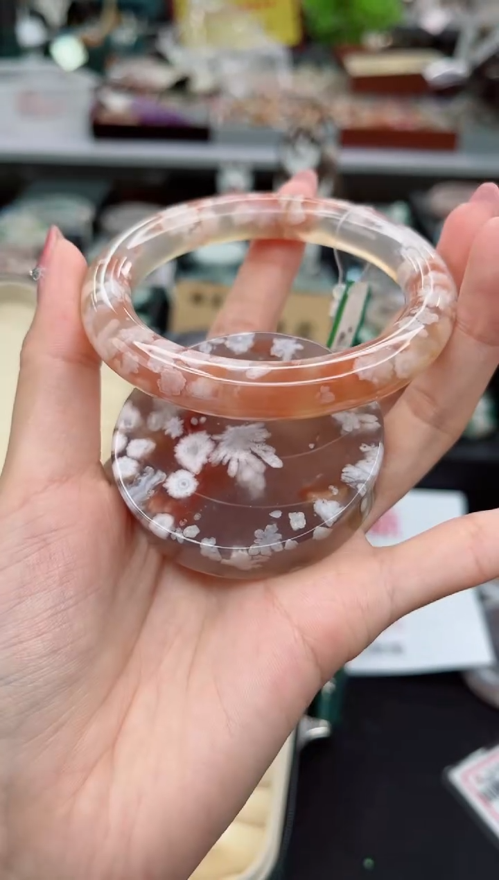 【闪购商品】石英质玉手镯未镶嵌58圈口（赠品镯心）S907831