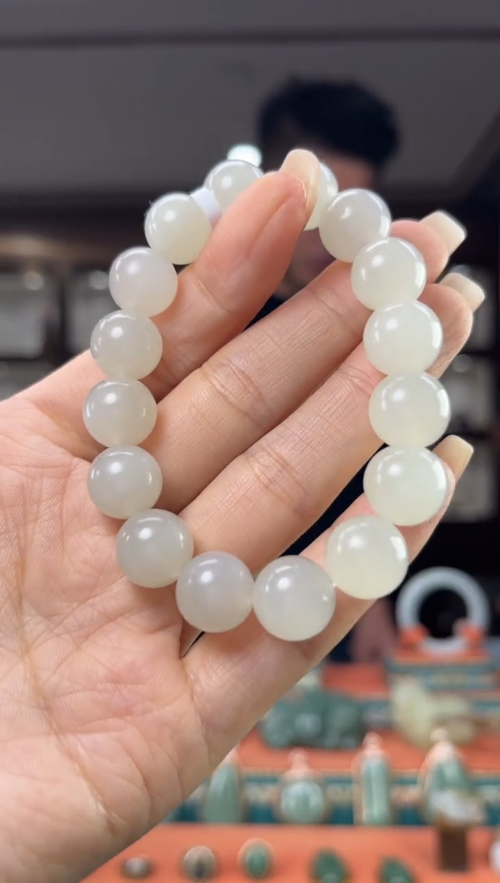 颈饰未镶嵌和田玉佩佩12mm左右