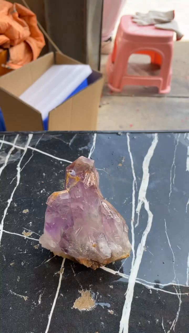 【闪购商品】紫晶原石未镶嵌天然紫水晶原石摆件