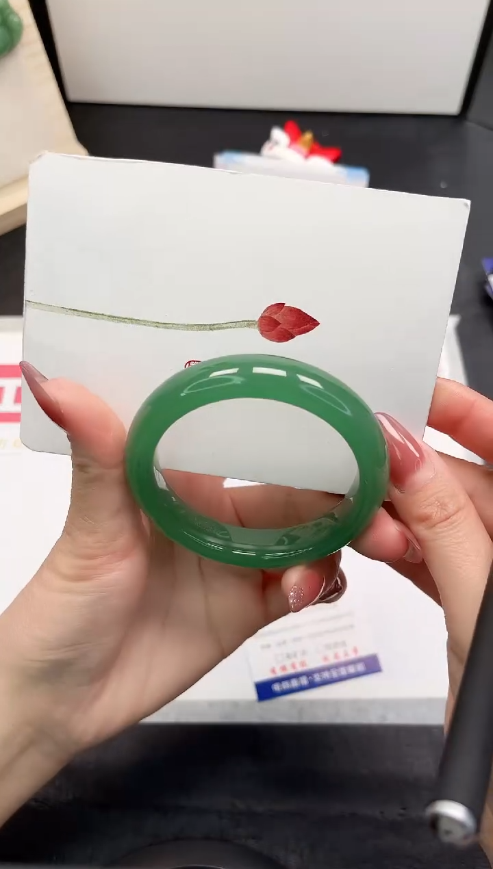 【闪购商品】石英质玉手镯未镶嵌457-54