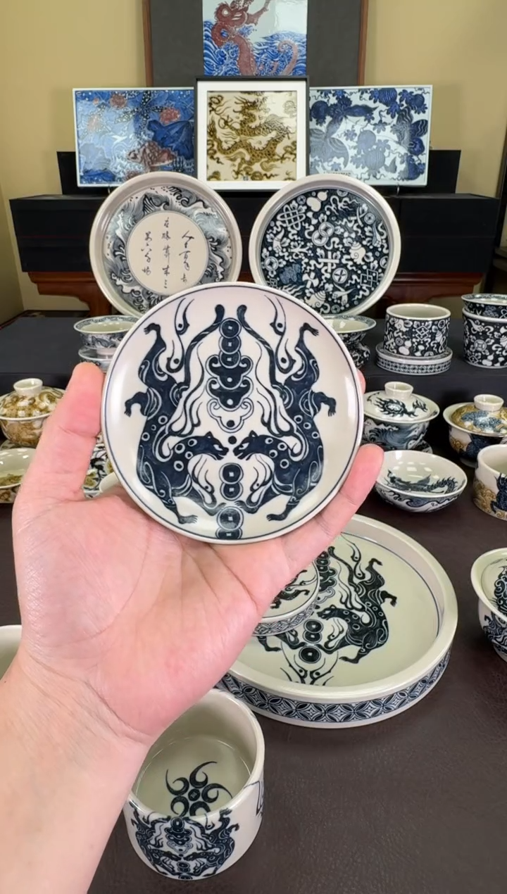 【闪购商品】瓷片二号釉金钱豹纹杯垫