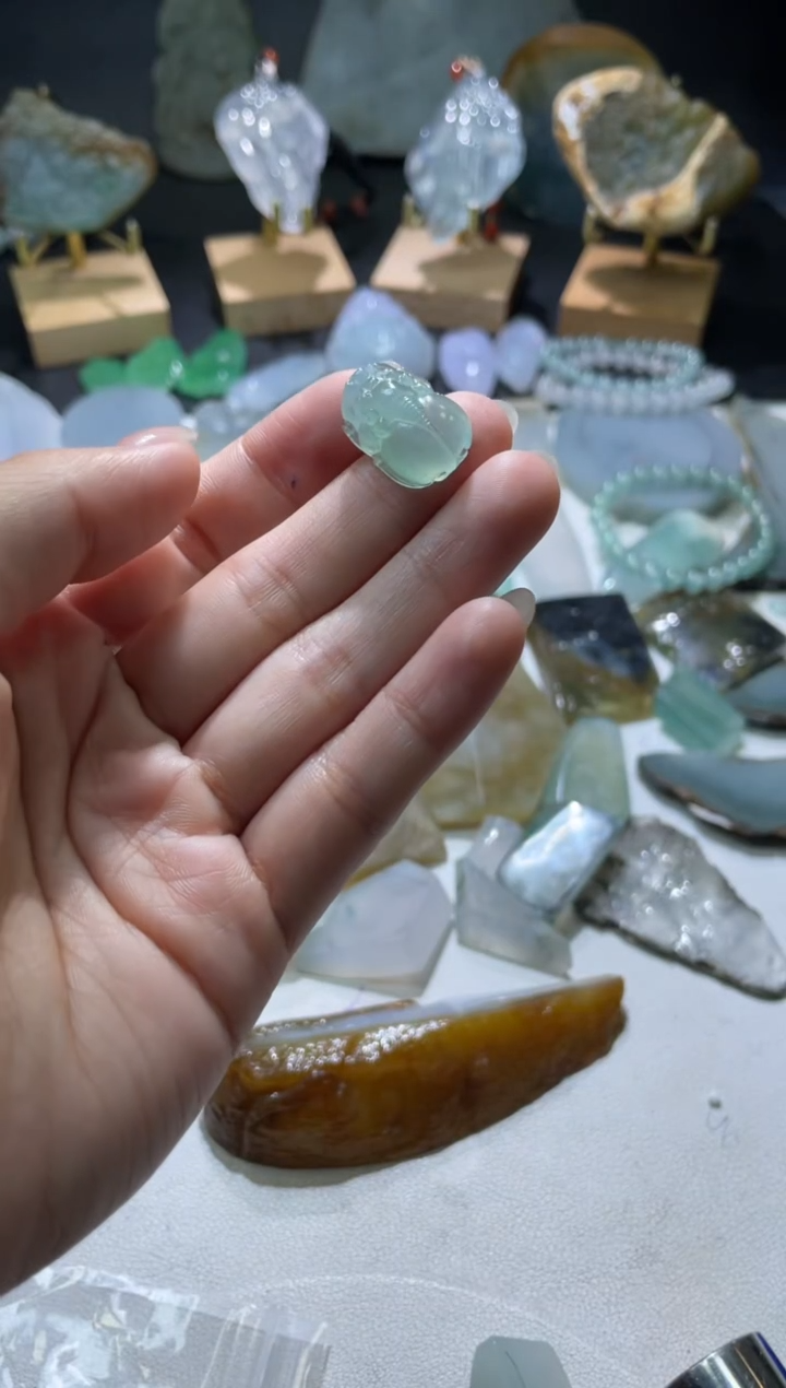 未镶嵌定制翡翠金蟾