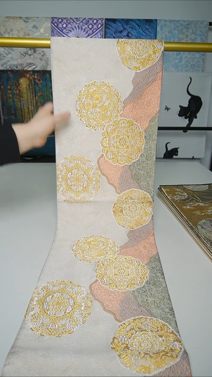 织绣织锦3六通宝象花