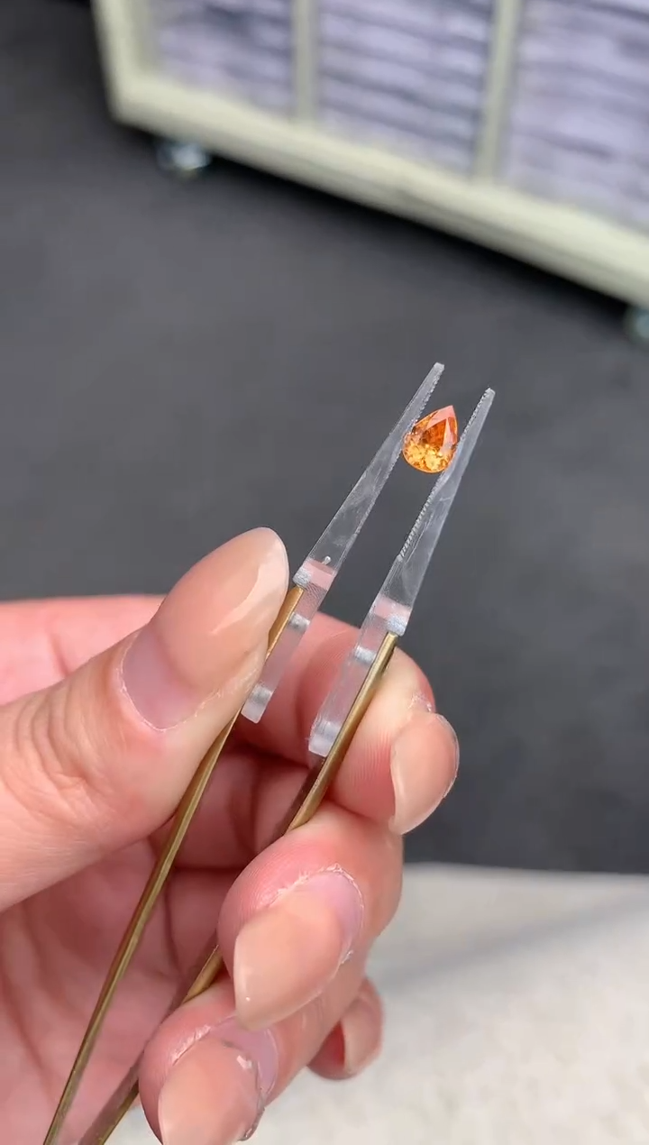 【闪购商品】石榴石裸石未镶嵌1ct芬达