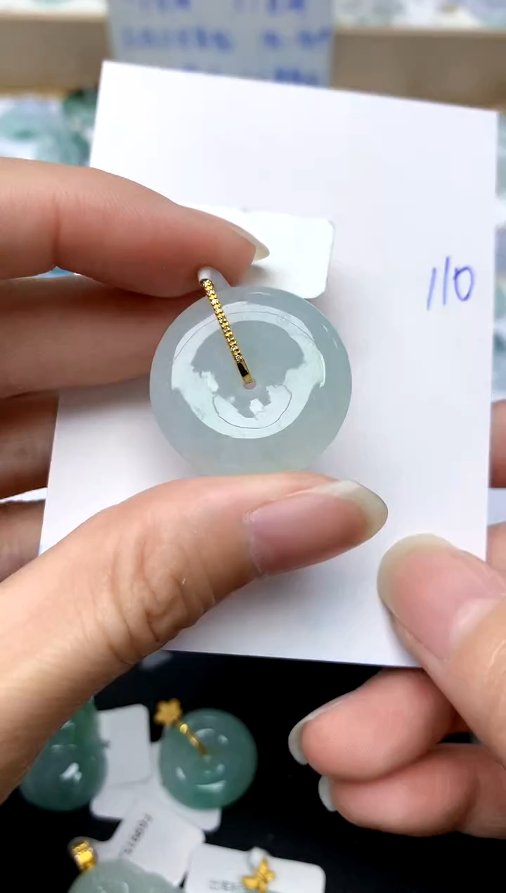 【闪购商品】翡翠颈饰18K金镶嵌110天然A货翡翠