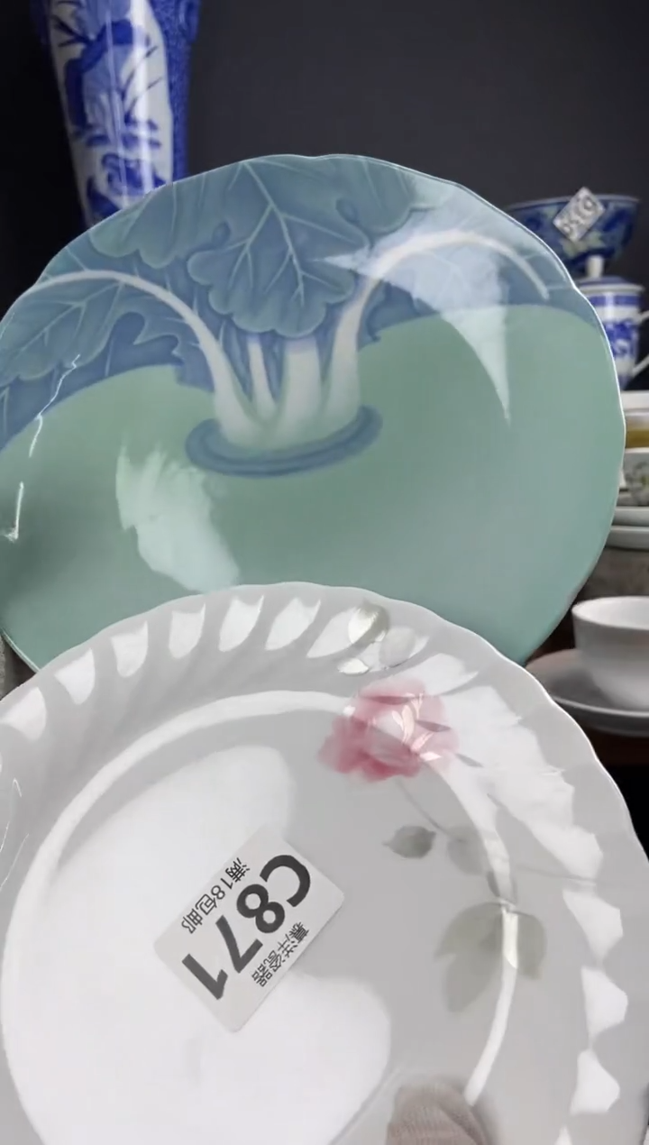 2点关注亮灯牌满18包邮感谢支持