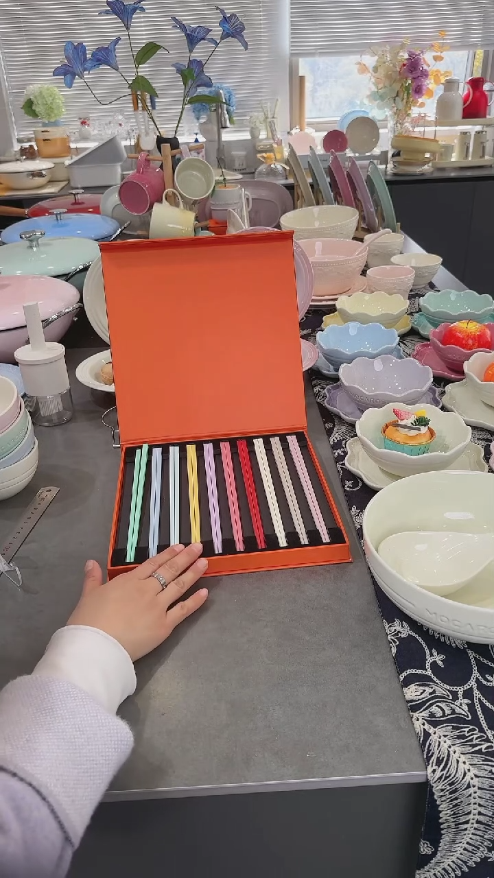 【闪购商品】瓷10色筷子