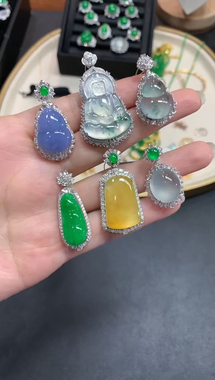 翡翠吊坠1件-18K金-多样性发货只发一件--BK|CXQ1