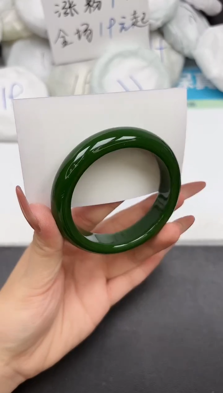 未镶嵌手镯石英质玉101-56