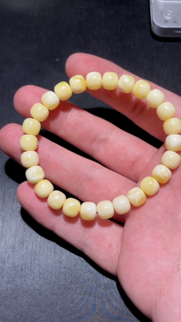 【闪购商品】蜜蜡裸石未镶嵌G22240802-05