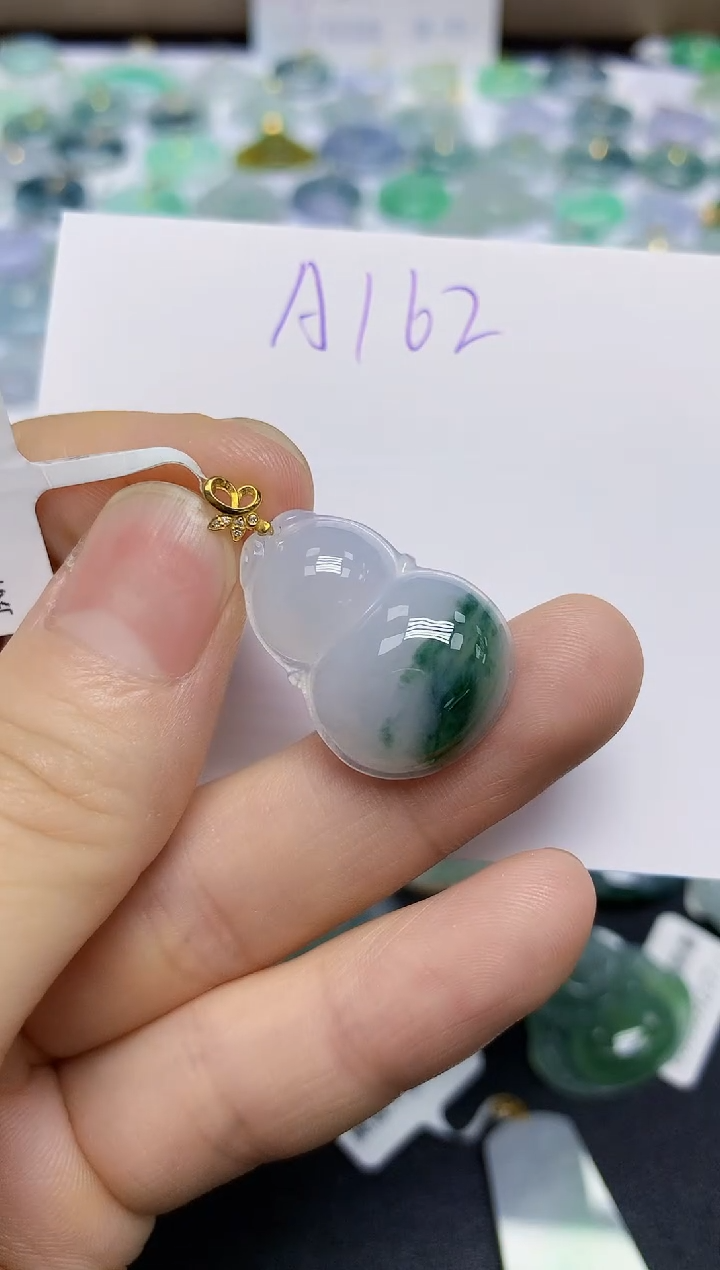 颈饰18K金镶嵌翡翠天然缅甸翡翠A货翡翠百元以上9元证书费自理