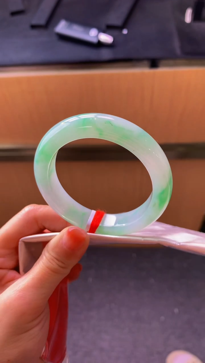 未镶嵌手镯翡翠- C19圈口 53.2全款11万 定金2万