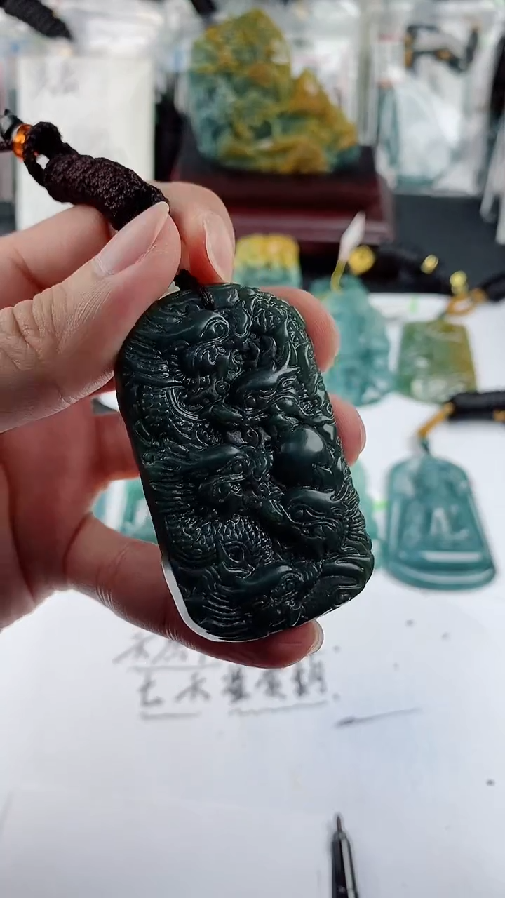 【闪购商品】和田玉（青玉）颈饰未镶嵌多样性一件随机发货