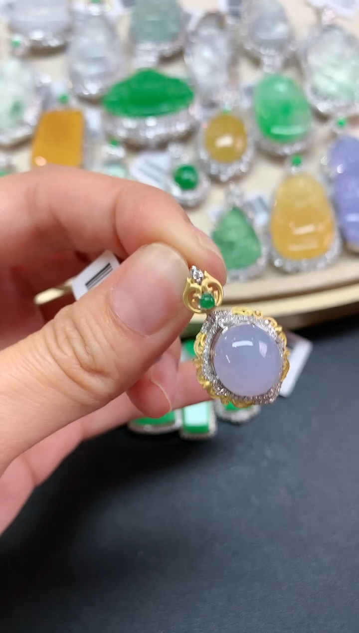 【闪购商品】翡翠吊坠(不含链)18K金镶嵌Q191|5980