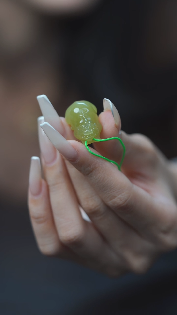 颈饰未镶嵌和田玉HE50027黄口貔貅挂坠