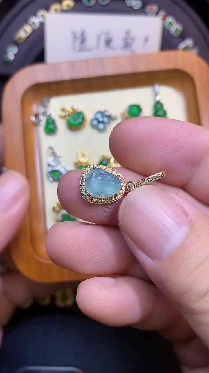 吊坠(不含链)银S925镶嵌翡翠1*31