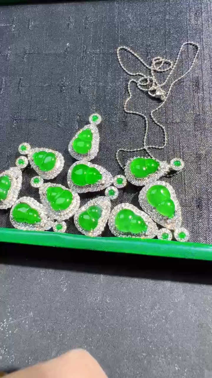 【闪购商品】定制翡翠未镶嵌葫芦商品多样性发货1