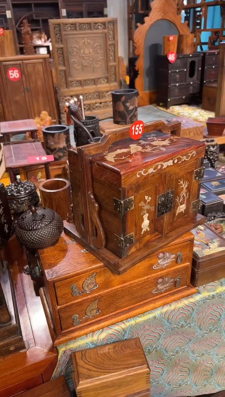 【闪购商品】木木艺黄花梨镶嵌提箱1180.8888