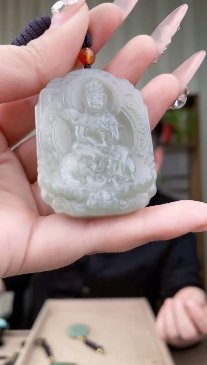 【闪购商品】和田玉挂件未镶嵌拍一发一，多样性发货！