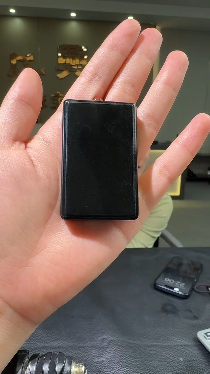 和田玉未镶嵌颈饰吊坠