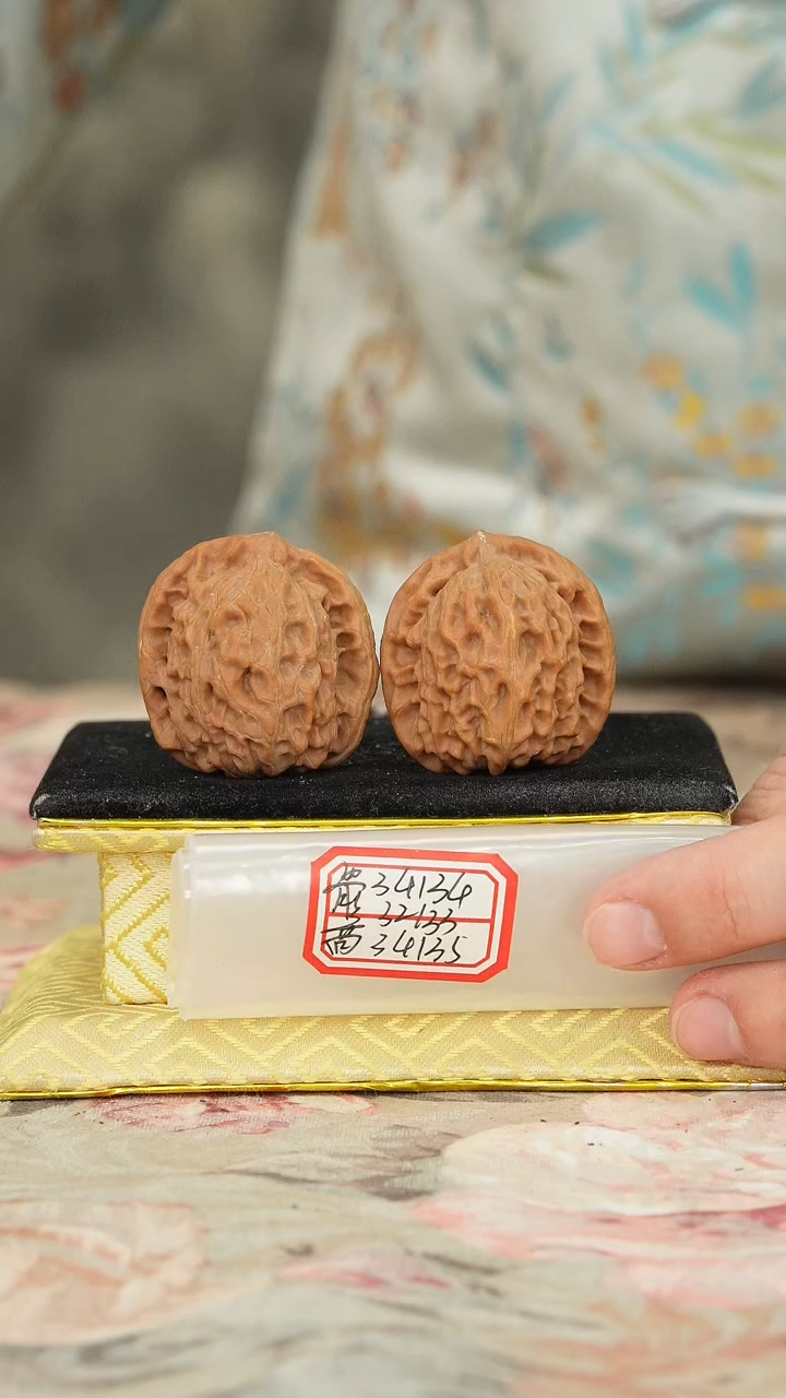 【闪购商品】文玩核桃把件非嫁接北京