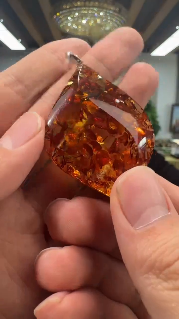 【闪购商品】琥珀颈饰银S925镶嵌天然琥珀蜜蜡吊坠DZ1231-21