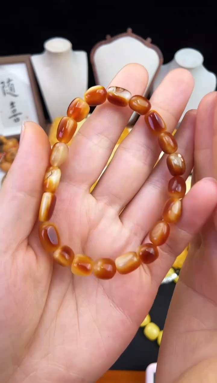 琥珀未镶嵌珠宝奇石柒月
