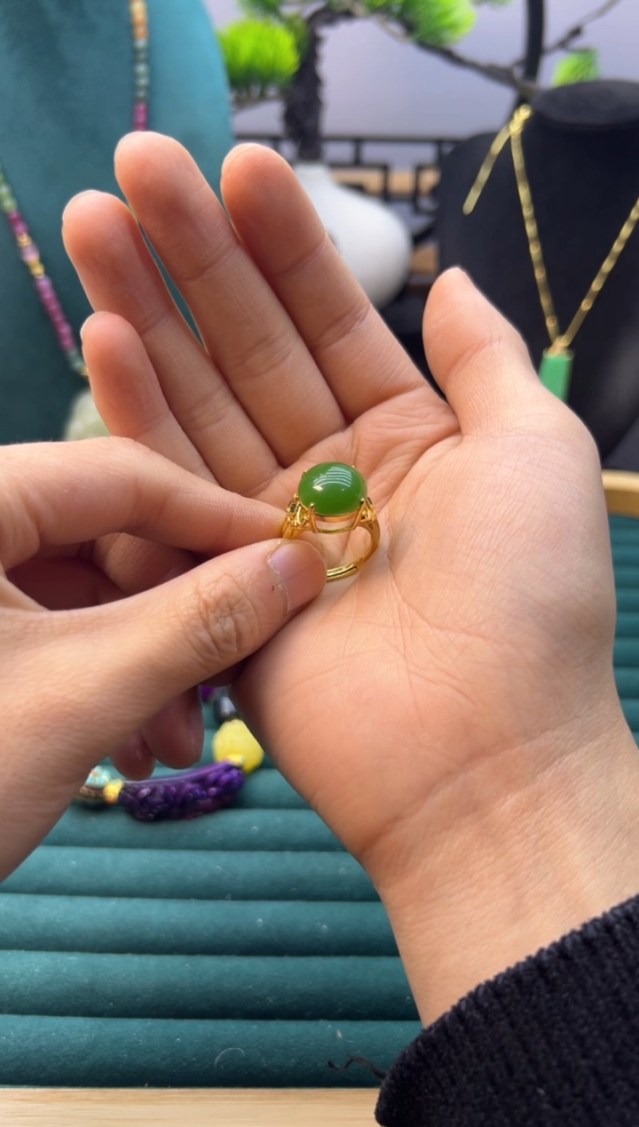 【闪购商品】和田玉耳饰14K金镶嵌J04