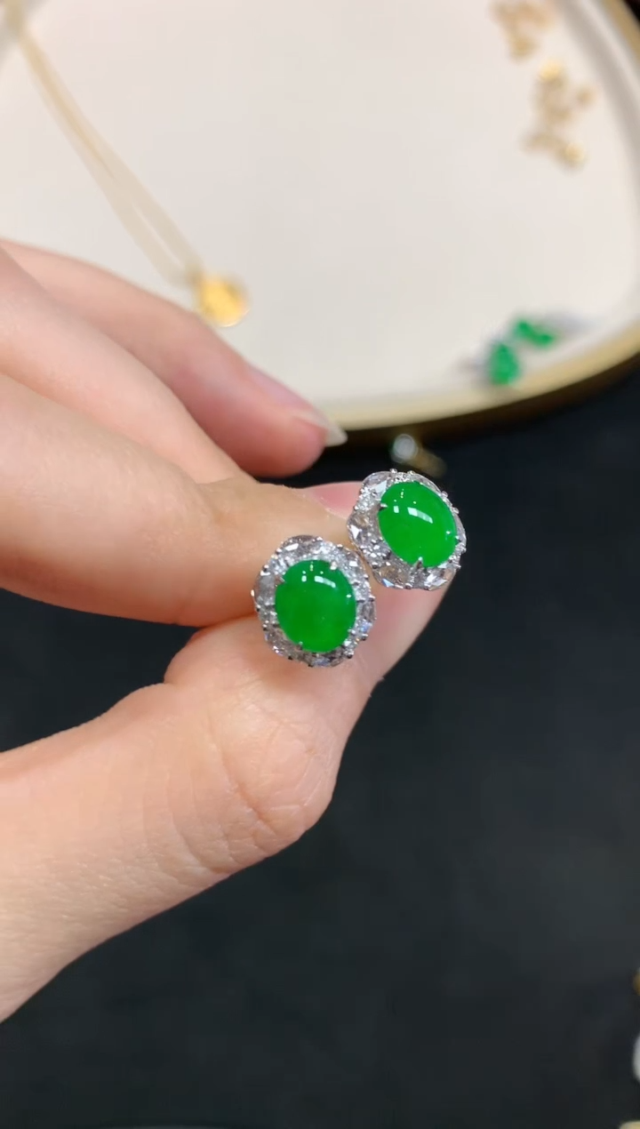 【闪购商品】翡翠耳饰18K金镶嵌W94|22000