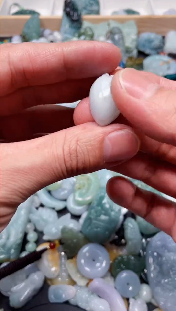 【闪购商品】翡翠项圈未镶嵌天然翡翠a货