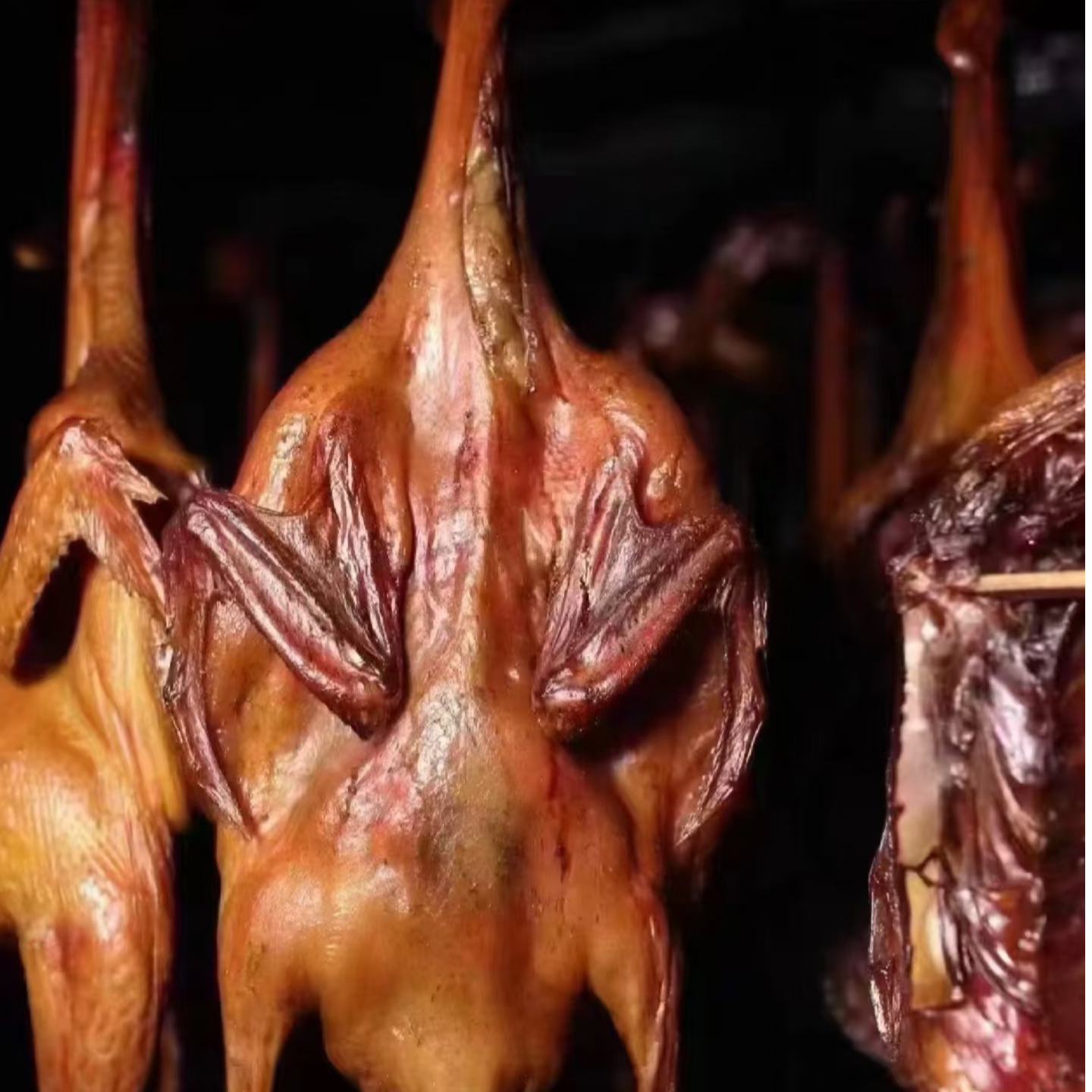 农家传统工艺低温烟熏腊板鸭