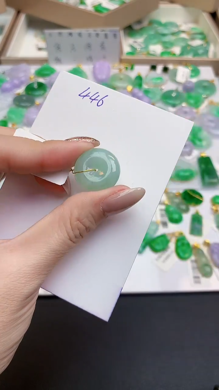 颈饰未镶嵌翡翠天然缅甸A货翡翠