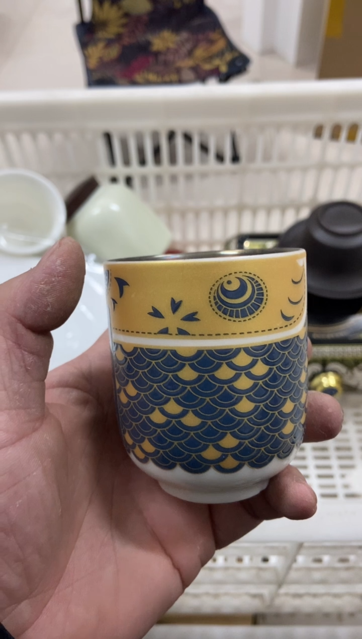 无运费险有瑕疵的摄影的产品有使用过的痕迹有点脏介意勿拍