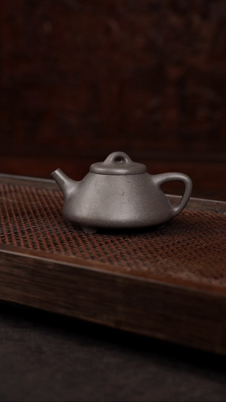 【闪购商品】紫砂茶壶千禧紫泥子冶