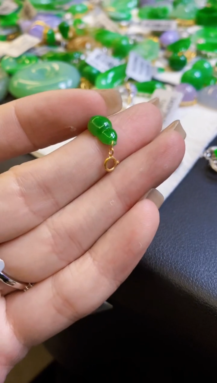 【闪购商品】定制翡翠18K金镶嵌葫芦