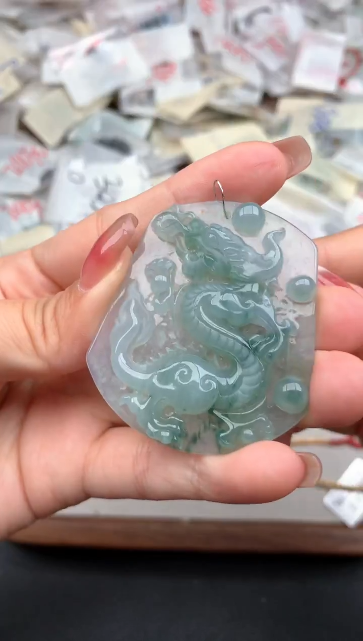 未镶嵌挂件翡翠一