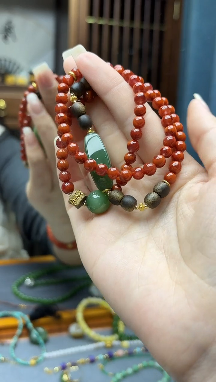 18K金镶嵌南红玛瑙挂件18K金南红长串6mmZX