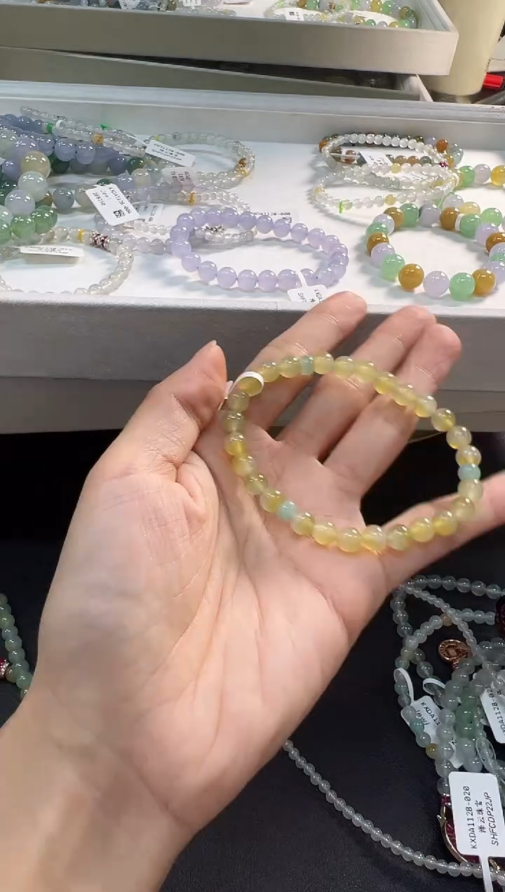 未镶嵌手串翡翠KWJ1128-009