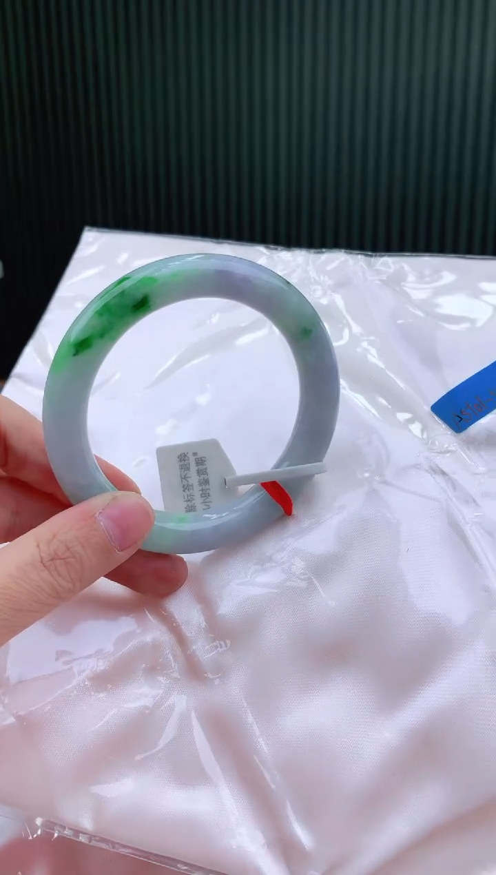 未镶嵌手镯翡翠58