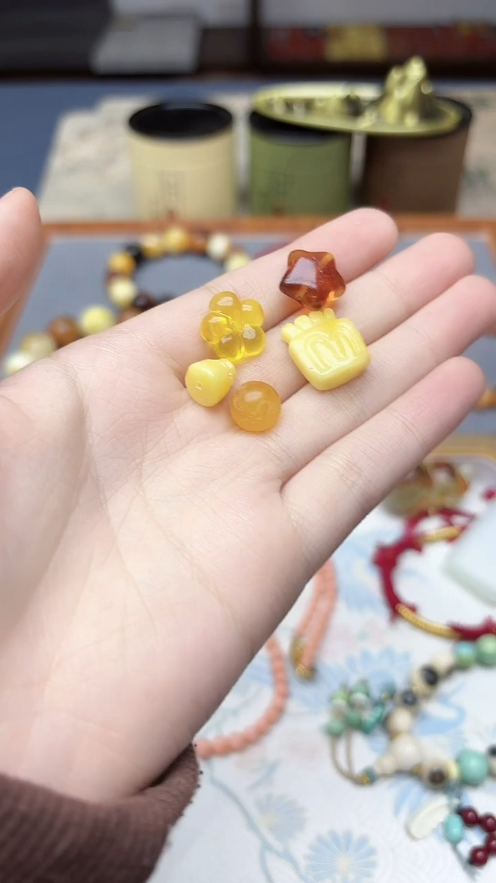 裸石蜜蜡未镶嵌蜜蜡组合一套GW