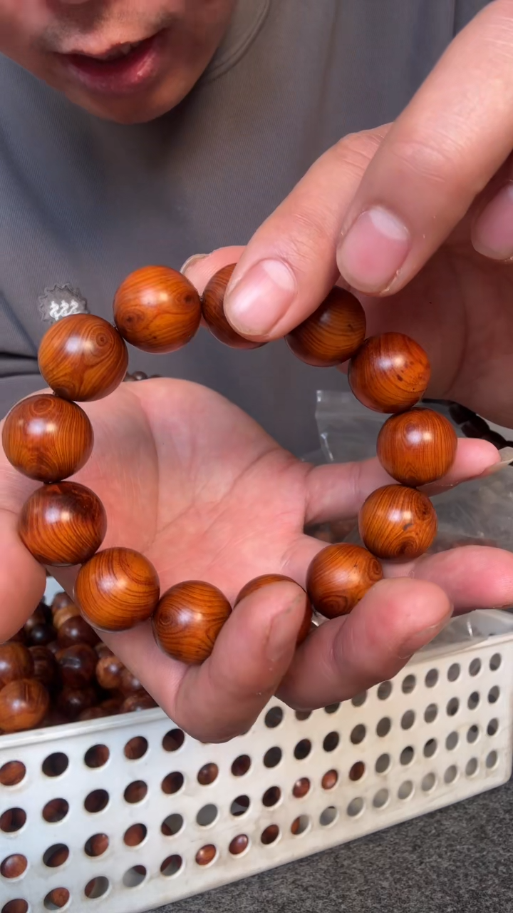 【闪购商品】柏木（崖柏）崖柏18眼有裂