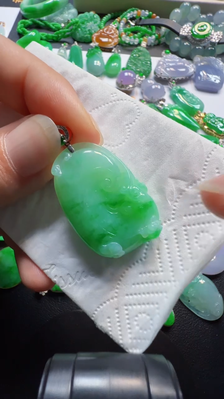 吊坠(不含链)18K金镶嵌翡翠3280