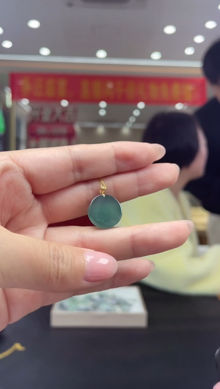 【闪购商品】翡翠挂件18K金镶嵌金扣无事牌多人@@CMT