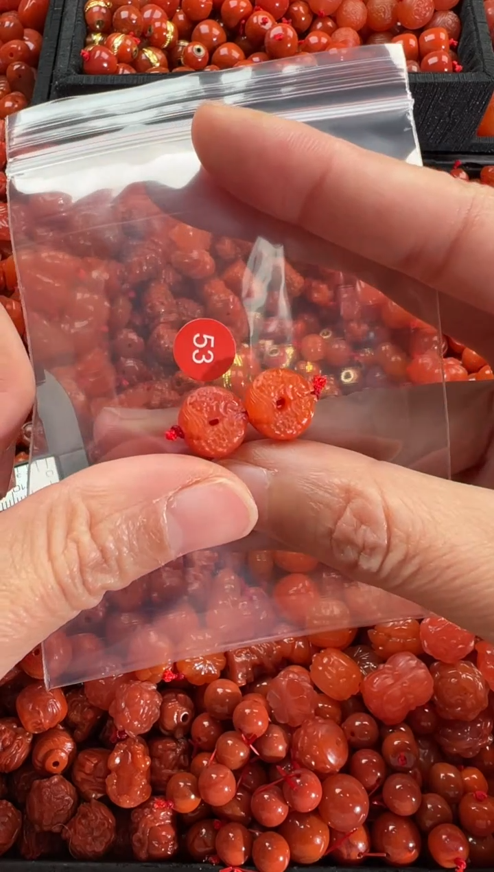 【闪购商品】南红玛瑙颈饰未镶嵌1