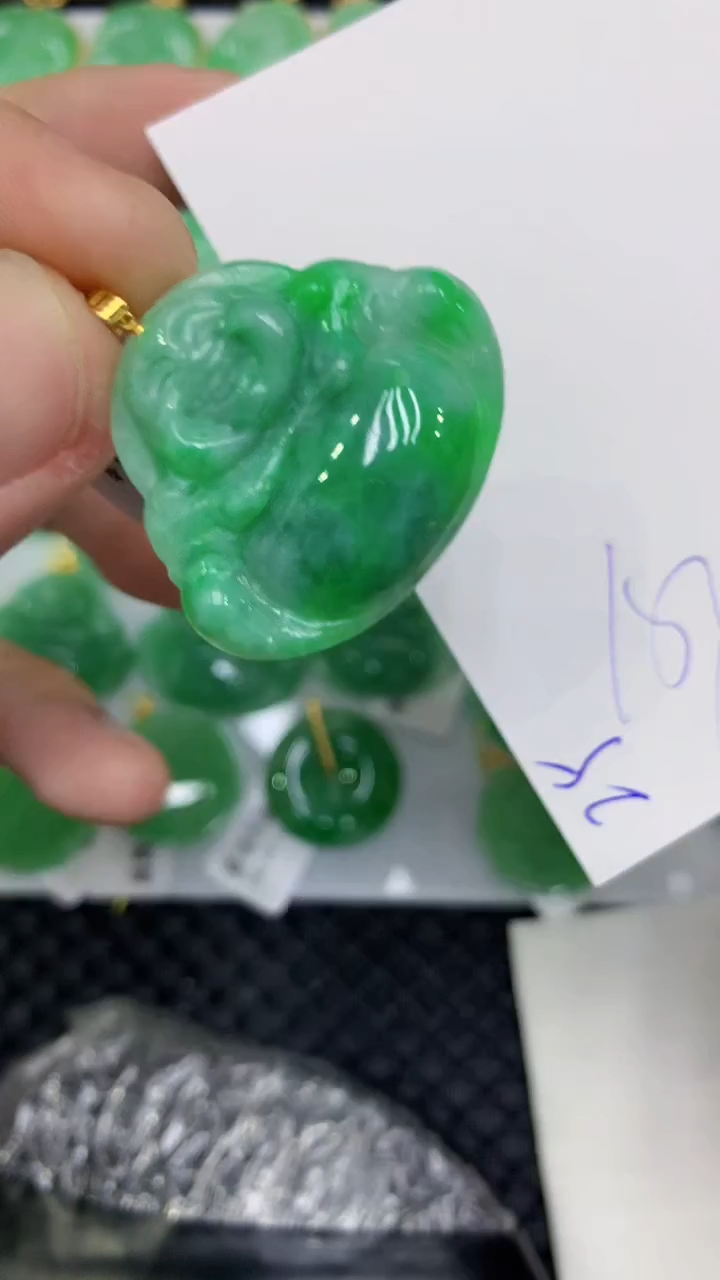 颈饰18K金镶嵌翡翠翡翠11111